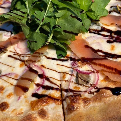 Pizza Salmone Marinato