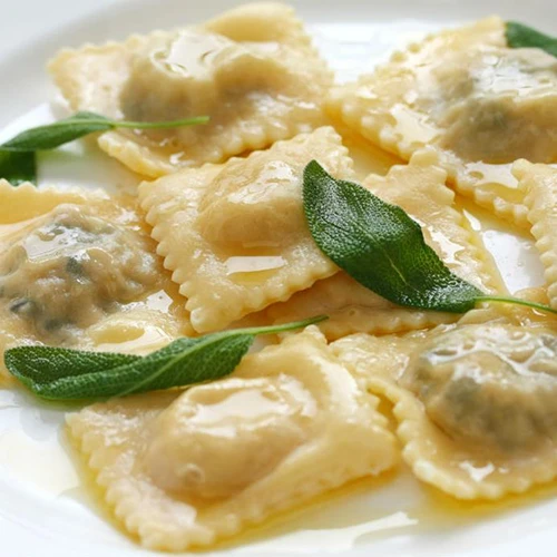 Ravioli Ricotta E Spinacci