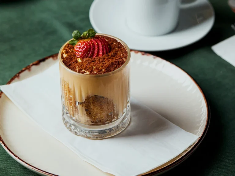 Fine dining tatlılar ile son dokunuşu zarafetle yapın